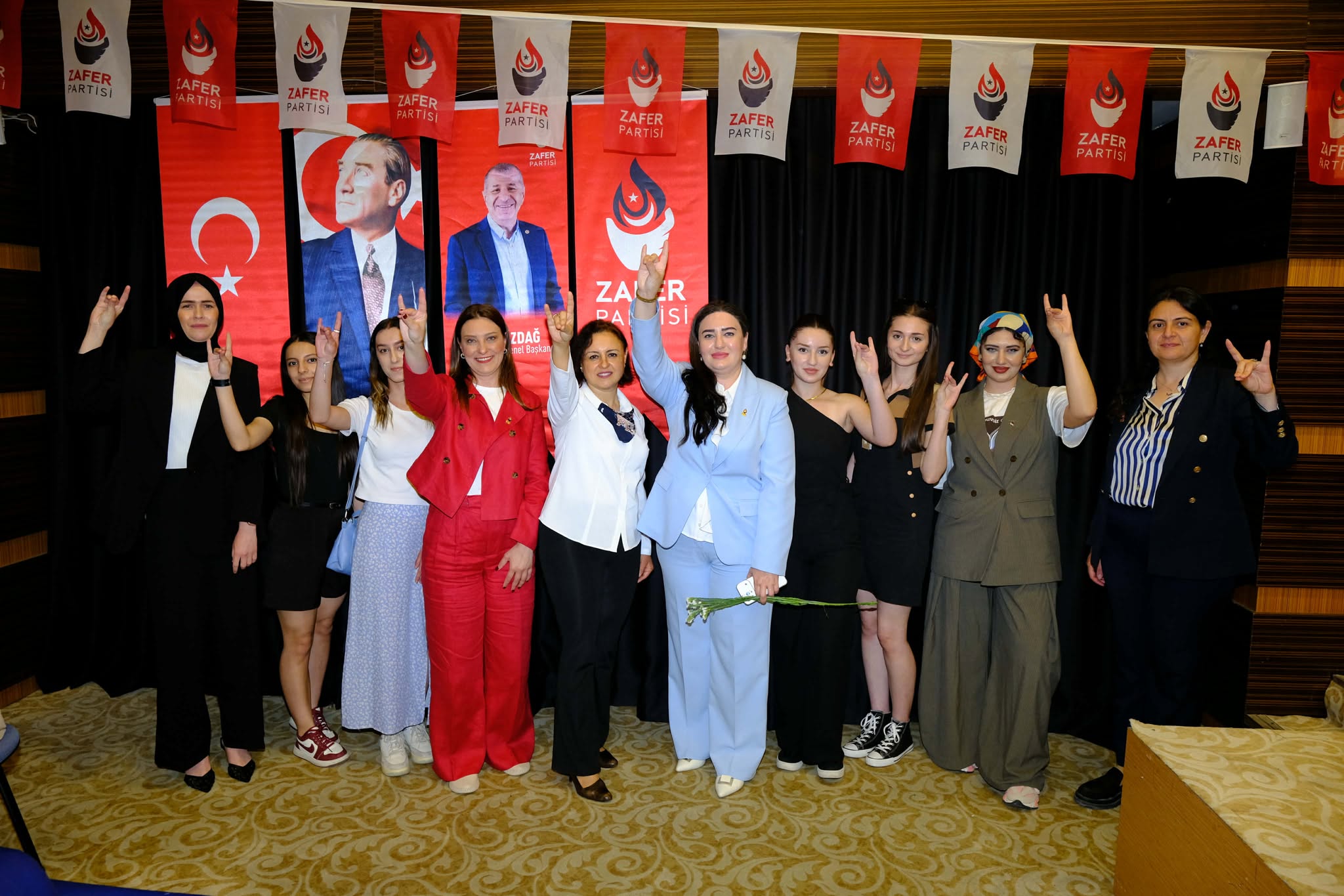 ZAFER PARTİSİ ALANYA KONGRESİ 6 690928862 1314891170774469 6400344497213365603 n deb6c