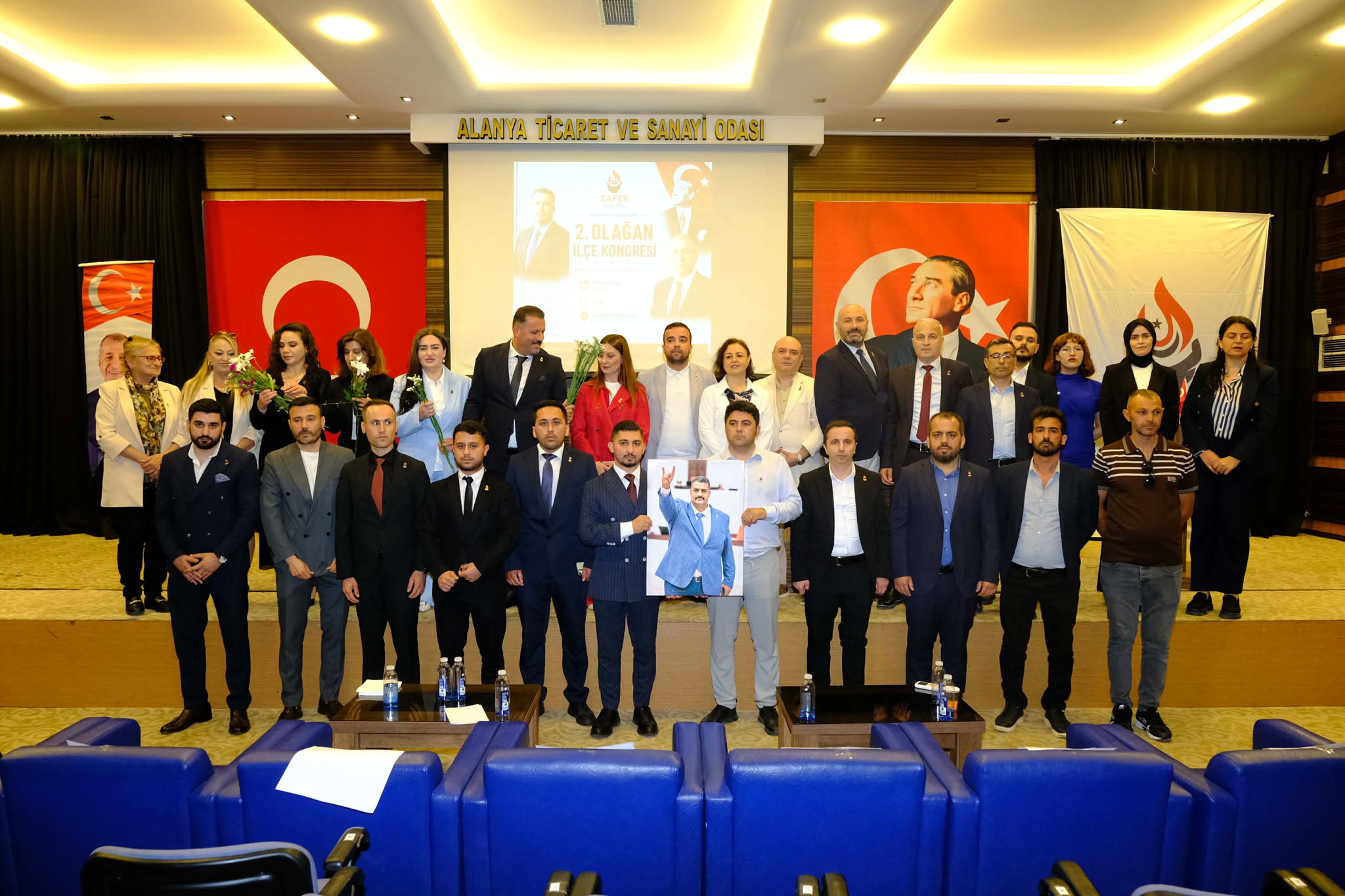 ZAFER PARTİSİ ALANYA KONGRESİ 7 690928862 1314891170774469 6400344497213365603 n f5bb6