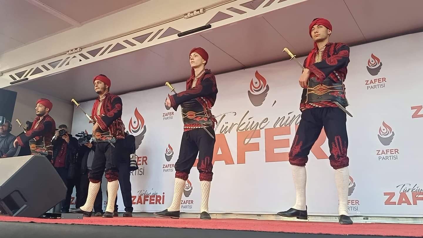 ZAFER PARTİSİ GENEL MERKEZİ AÇILDI 7 SEYMENLER 2 a753d