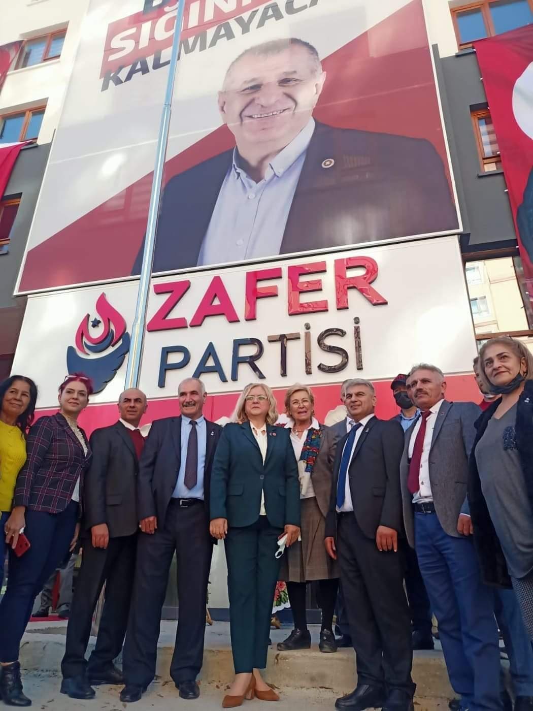 ZAFER PARTİSİ GENEL MERKEZİ AÇILDI 9 0f845