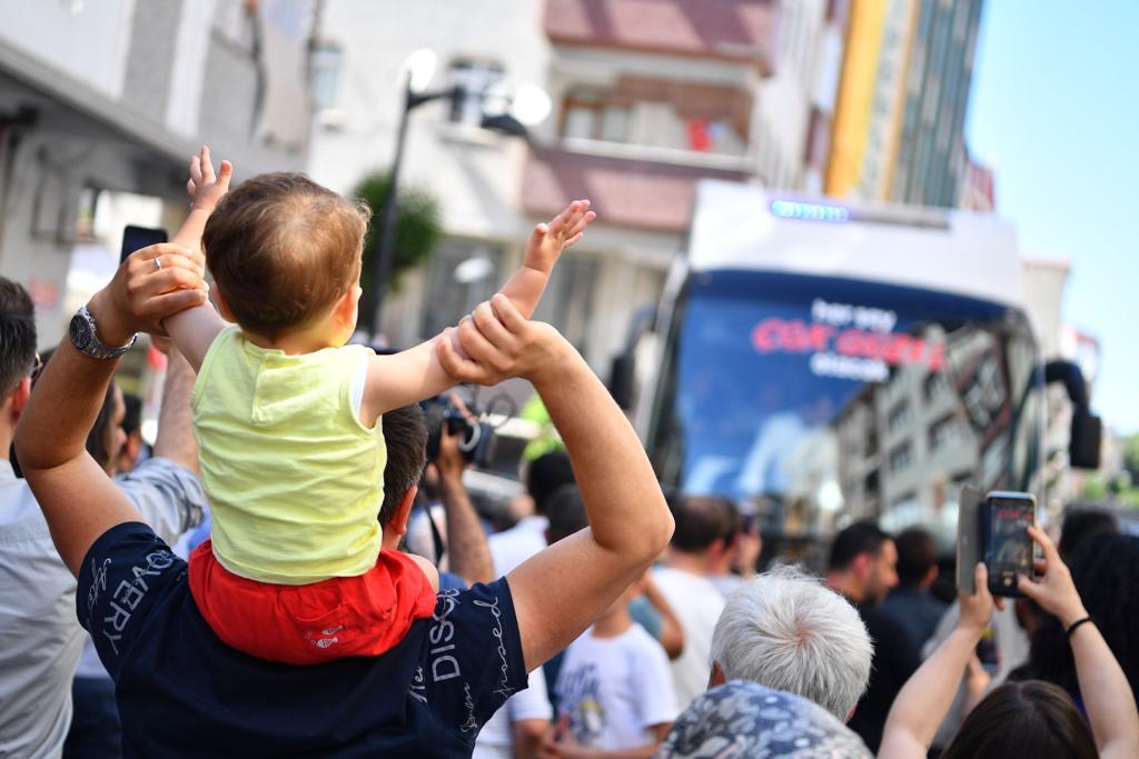 ZEYTİNBURNUNDA İMAMOĞLU 3 1559145312 PHOTO 2019 05 29 18 51 34 2 340de