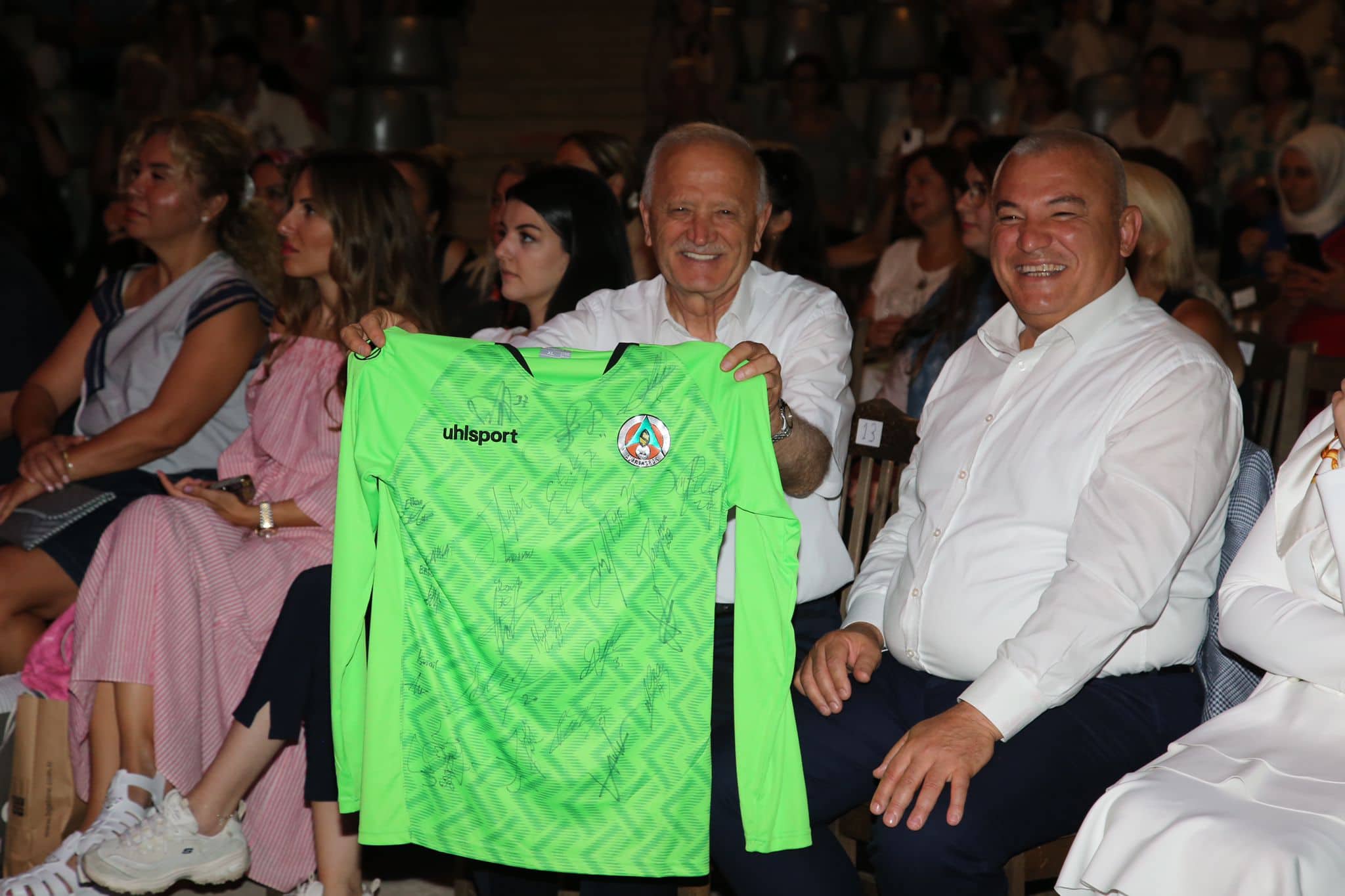 ZUHAL OLCAY KONSERİ 7 37e8c