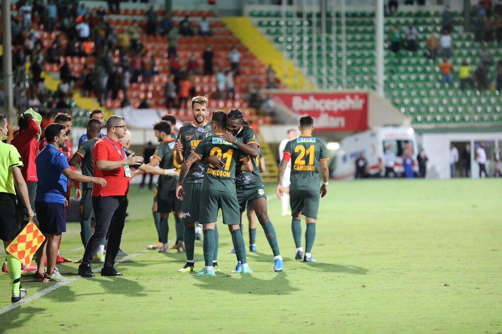 alanyaspor 2 0 3 d7df2