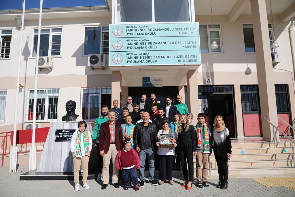 alanyaspor zel okuldaPhoto 7h5a67071de7 57931