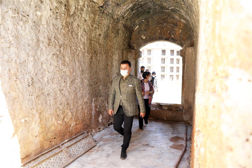 ayağa kalkan tarih 3 c01ff