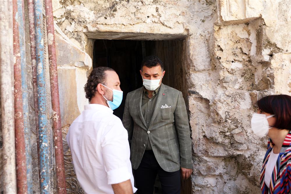 ayağa kalkan tarih 5 775a4