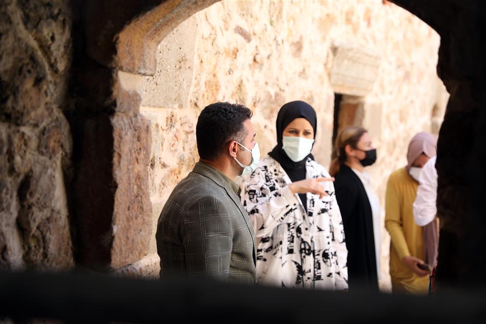 ayağa kalkan tarih 6 1ca01