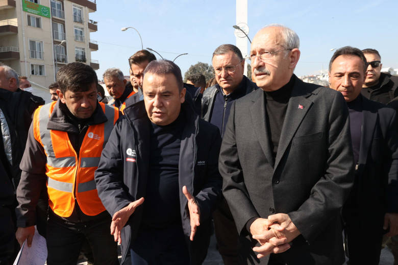 Rüzgar Aksoy Soru Cevap  Sosyal Medyadan Gelen Soruları Yanıtlıyor! 