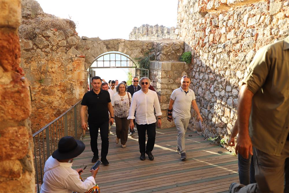 bakan yardımcıcı 2 061bc