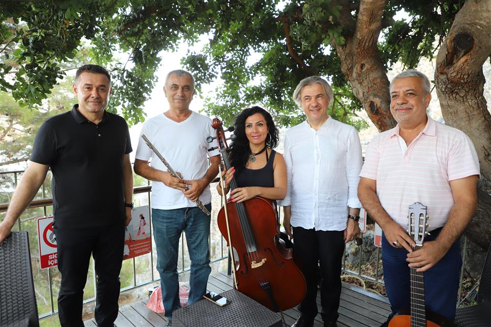 bakan yardımcıcı 4 e0959