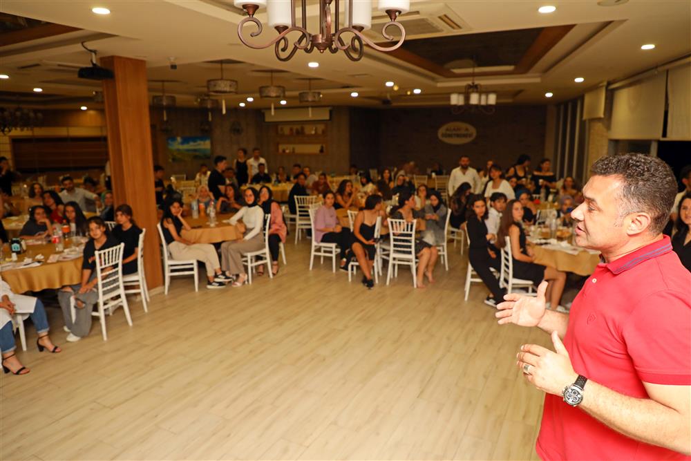 başkan ve iki okul 2 4ea99