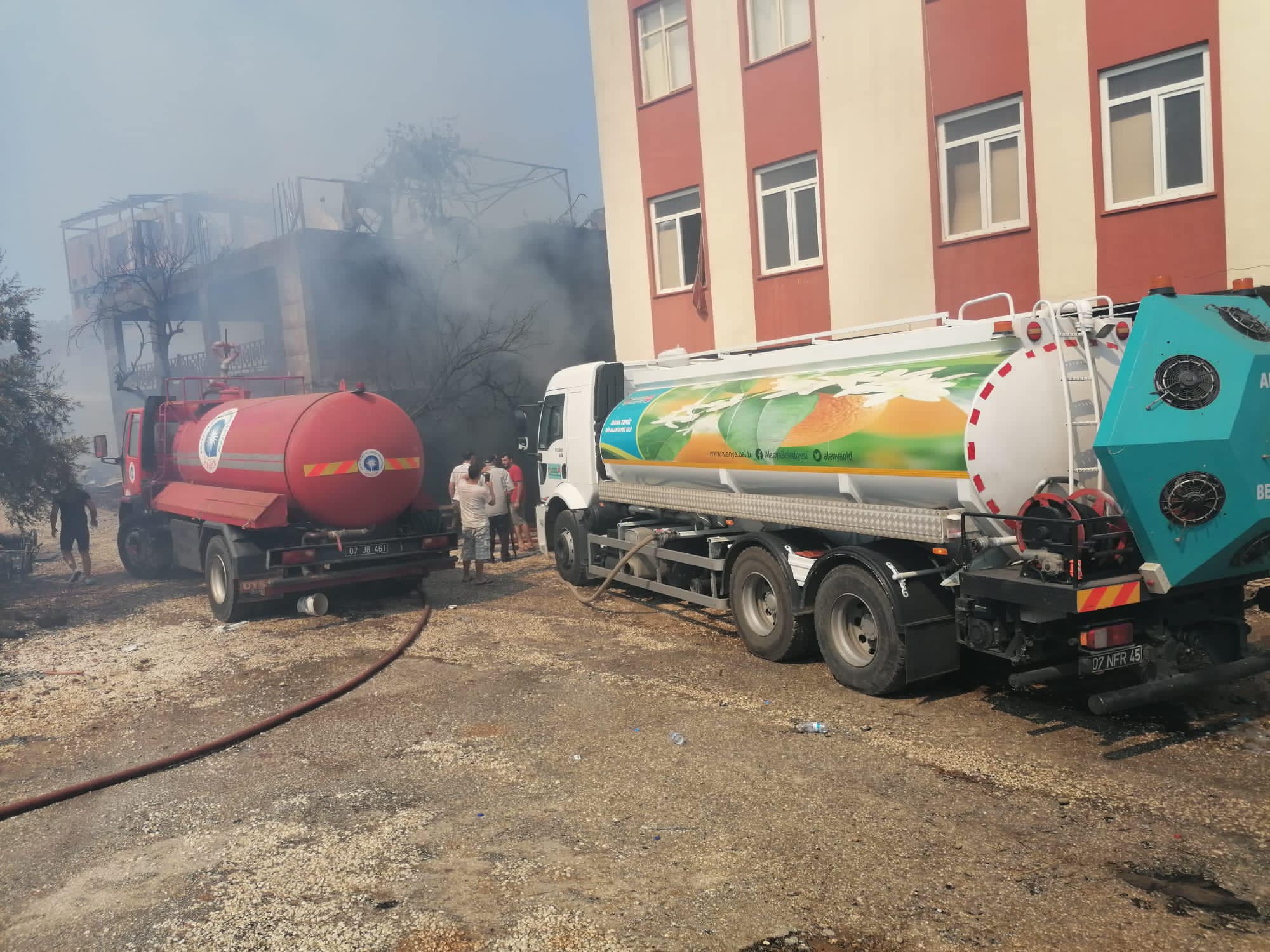 başkan yücel manavgat yangın yerinde 4 90c1f