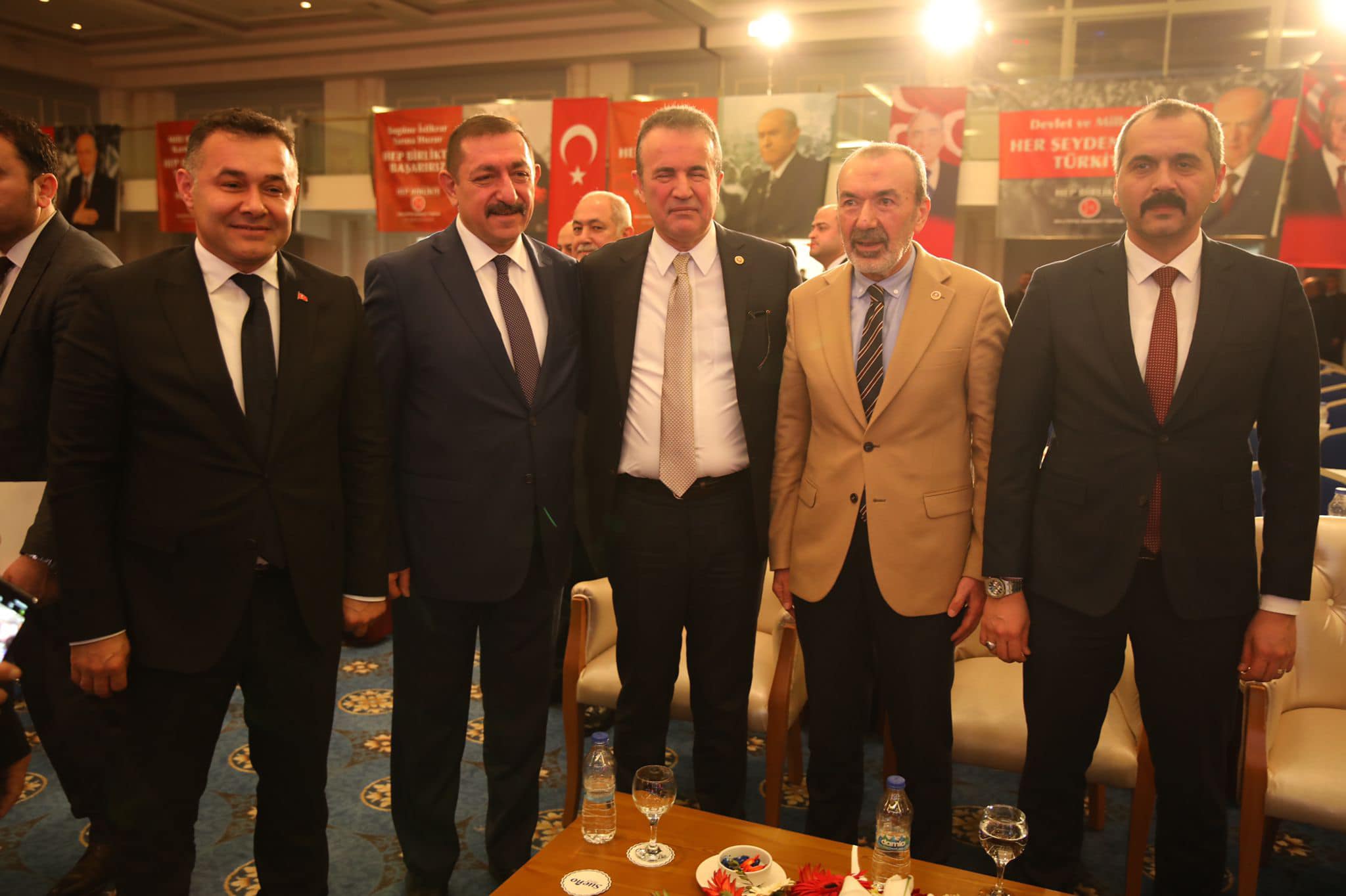 başkan yücel toplantıda 3 d439d