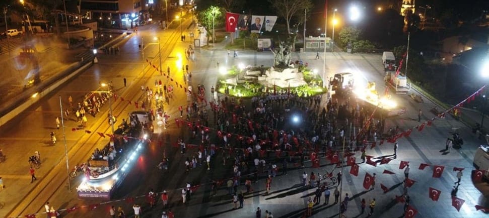 böcek 19 mayısda halkı selamladı 7 0ebcc