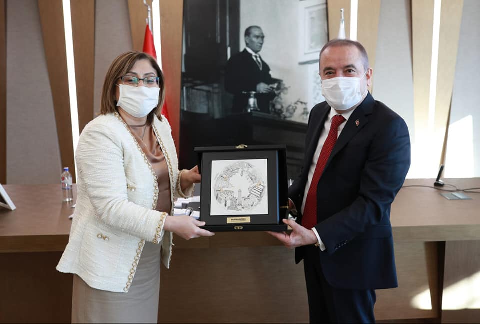 böcek ve fatma şahin 2 2f231