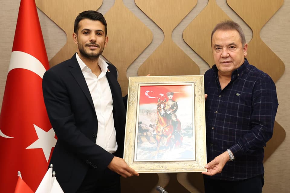 böcek ve gençler son 4d2c1