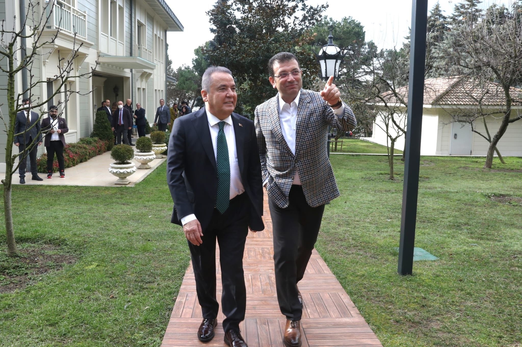 böcek ve imamoğlu 2 227c4