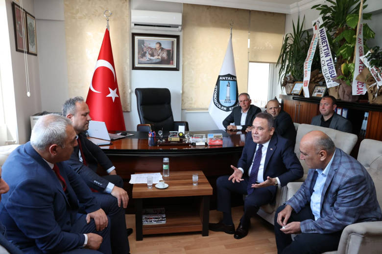 böcek ve otobüsçüler 3 05ccf