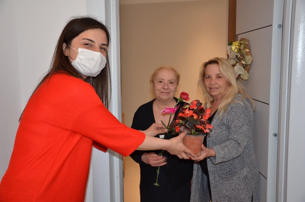 böceğin anneler günü çiçeği 4 96420088 2580670438838745 1092056028406611968 n 0776f