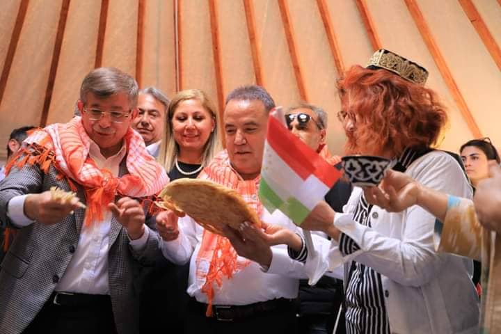 davutoğlu yörük çadırında 5 4dc98