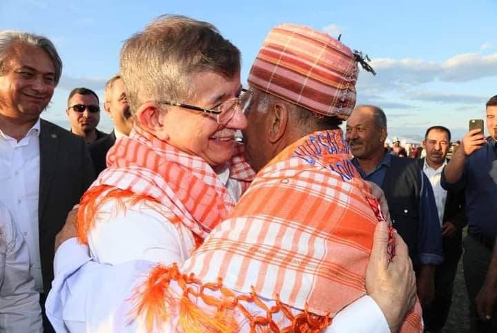 davutoğlu yörük çadırında 6 767f3