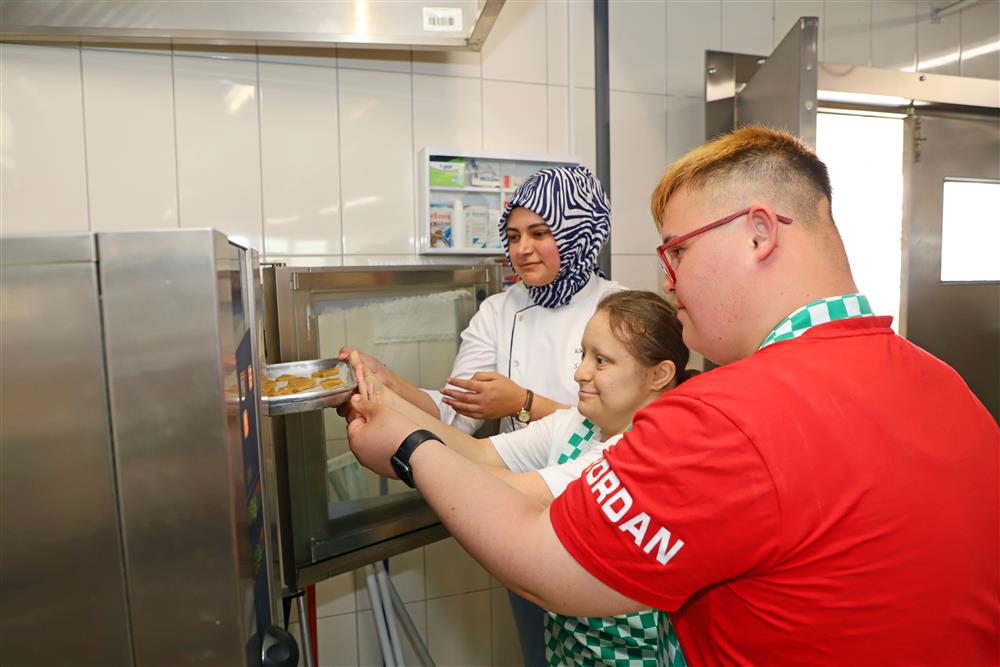 down sendromlu 4 da516