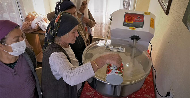 ekmek yoğurma 3 c1588