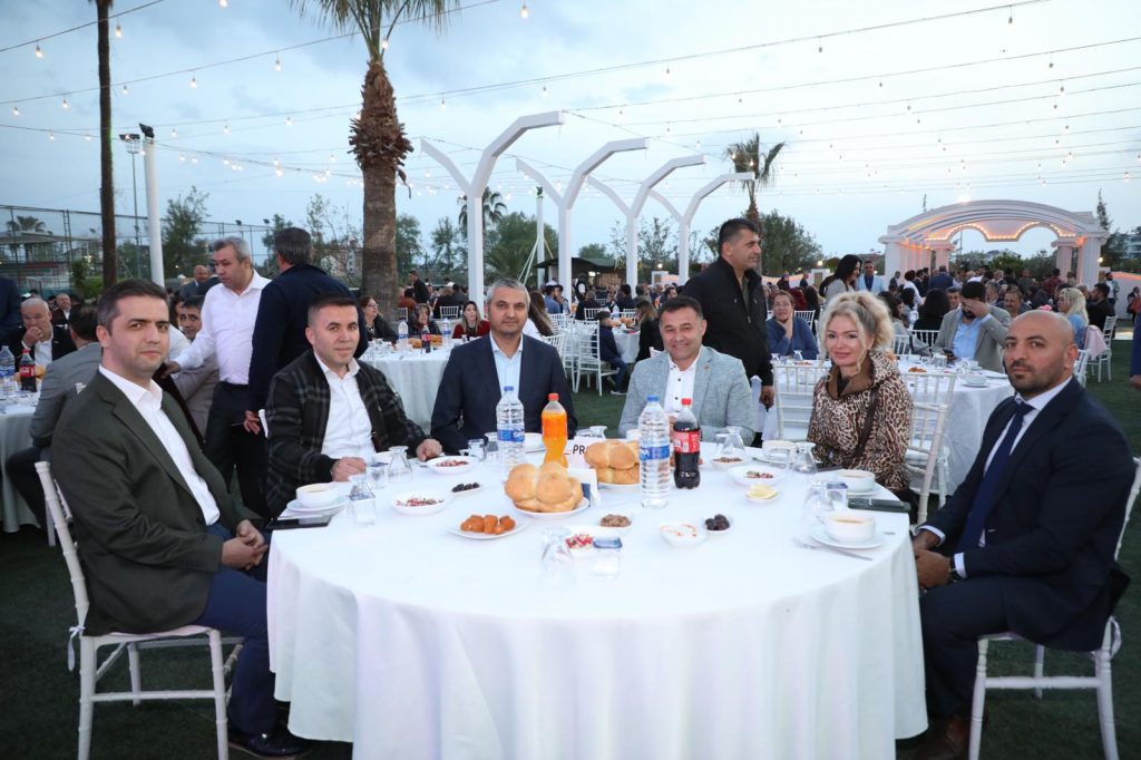 eray erdem iftarı alt üç 9959b