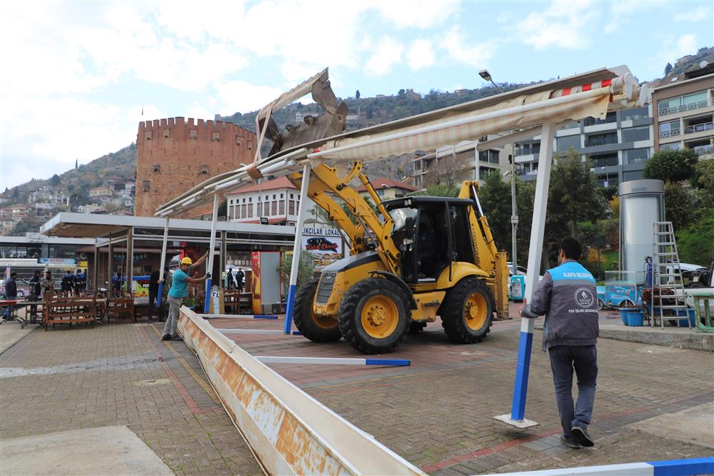 iskeledeki kaçak yapılar 4 b10f3