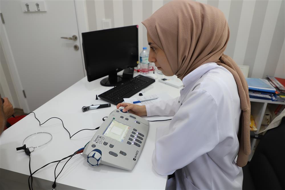 işitme testi 2 0f418