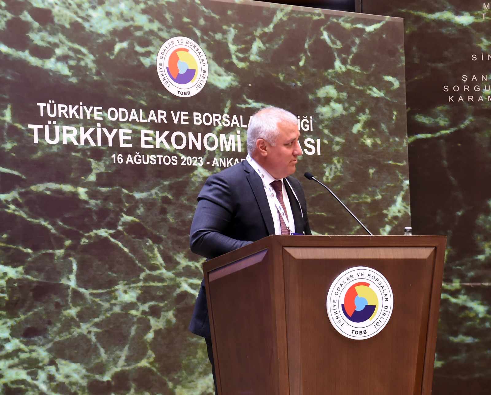 işte başkan 2 4488b