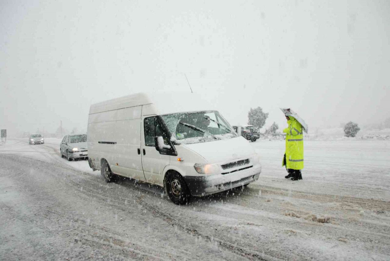 kapalı yollar 2 805df