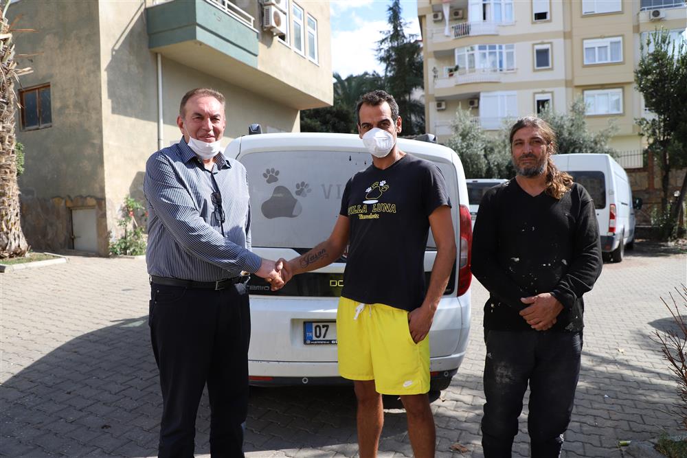 köpeğe sahip 2 4517c