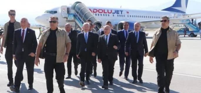 kılıçdaroğlu erzurumdan iktidara yürüyor uçaktan iniş.2 62ae5