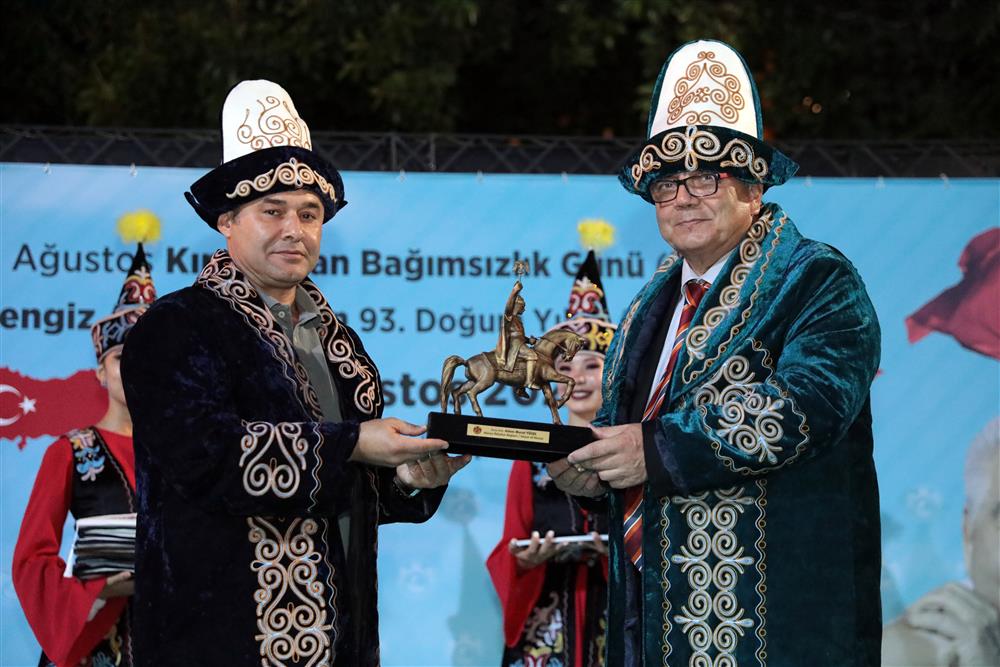 kırgız gecesi 5 kaftan 9c6cd