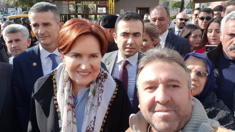 meral aksener ve ben 82900201 152691242813863 2305225672089403392 n f1d65