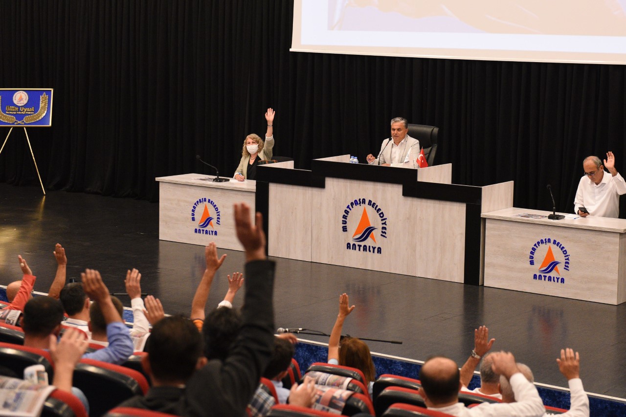 muratpaşa bütceyi halka oylattı 2 thumbnail MECLİS BÜTÇE 2 4f173