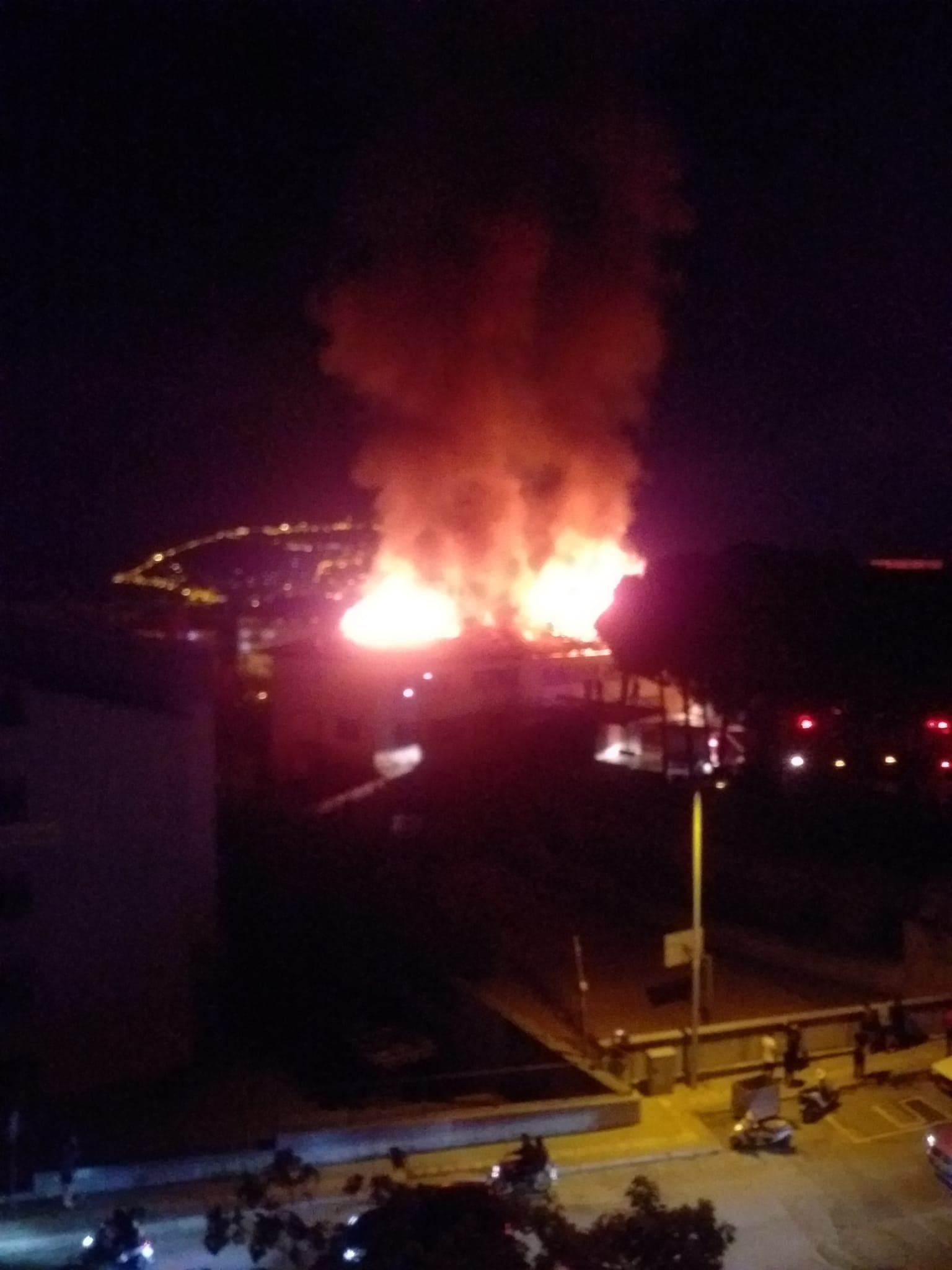 okul yanıyor 4 6bca8