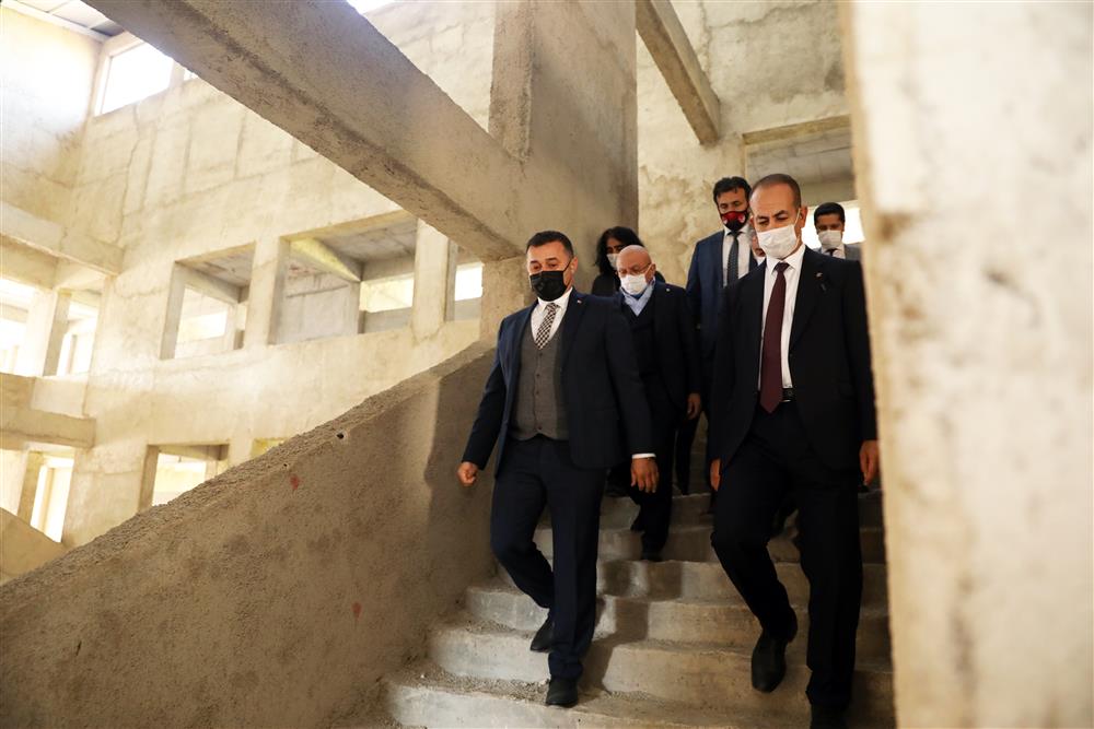 ookul 4 678156416877056576 05d30