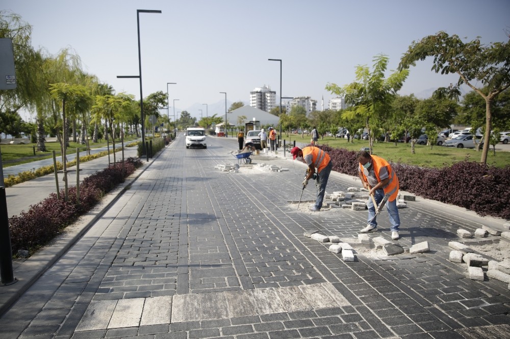 parke taşları 2 antalya buyuksehir belediyesi konyaalti sahil yolu 1601025311669 f2421