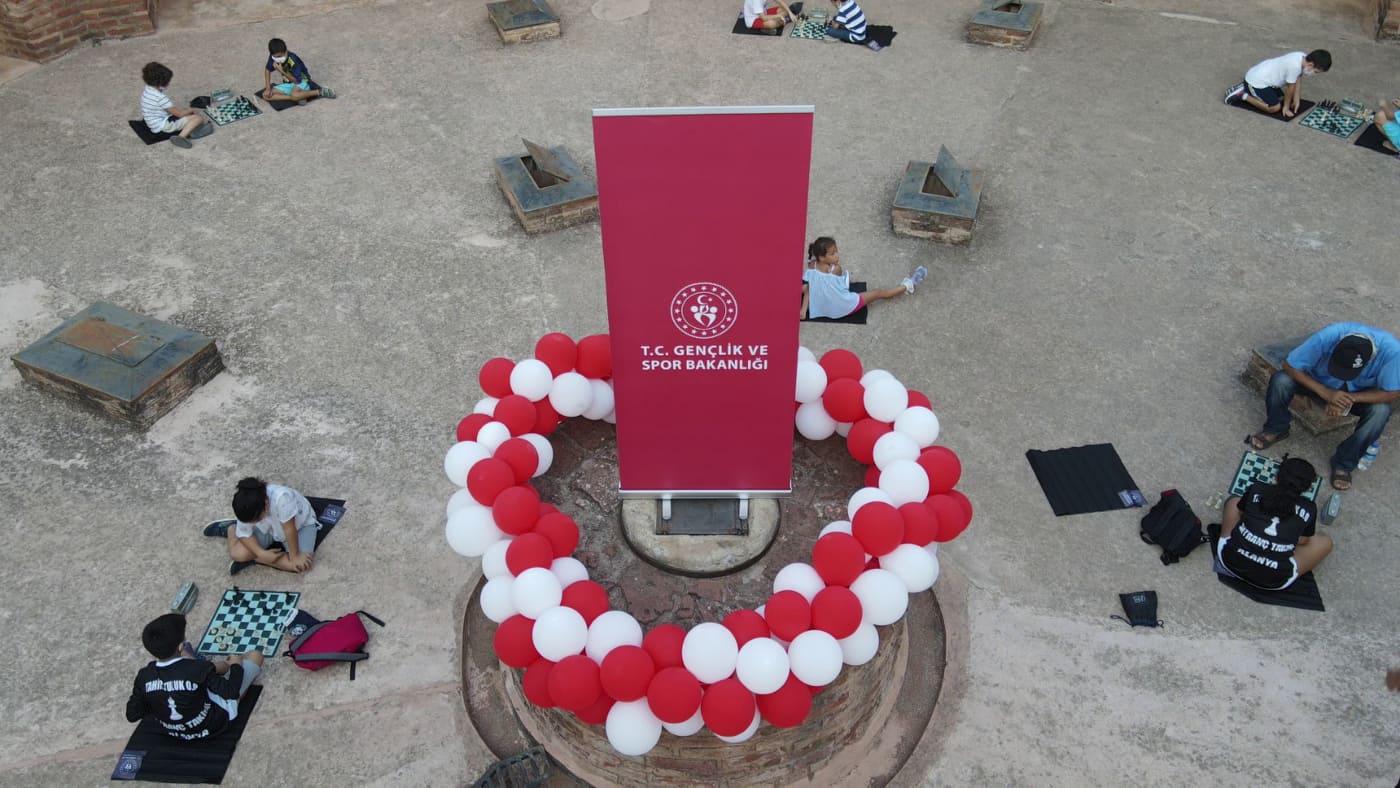 satranç 2 119975152 923317571524316 80856780811575570 n f5ffc