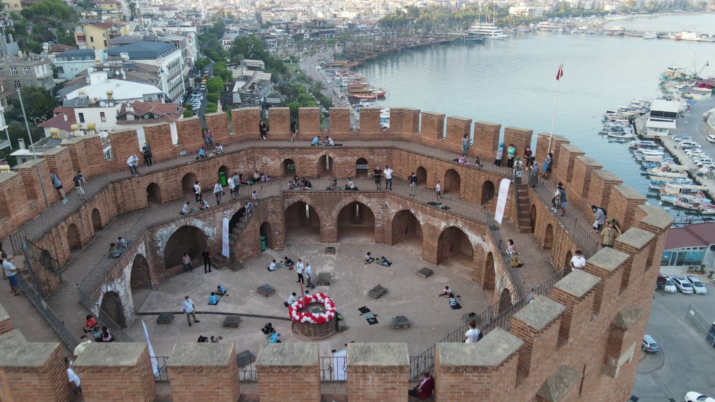 satranç 3 120017697 381730562860919 2060511620459921728 n 7a329