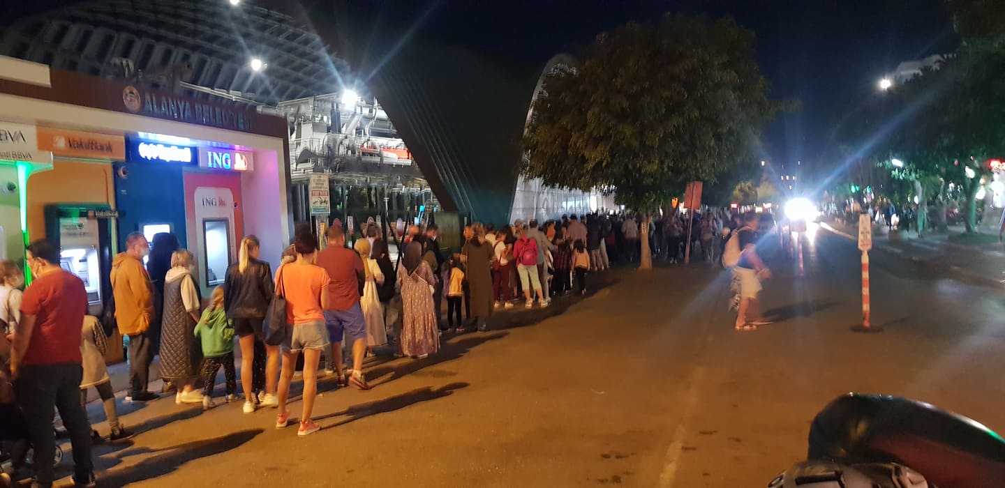 teleferike ilgi 6.alt manşet foto 38185