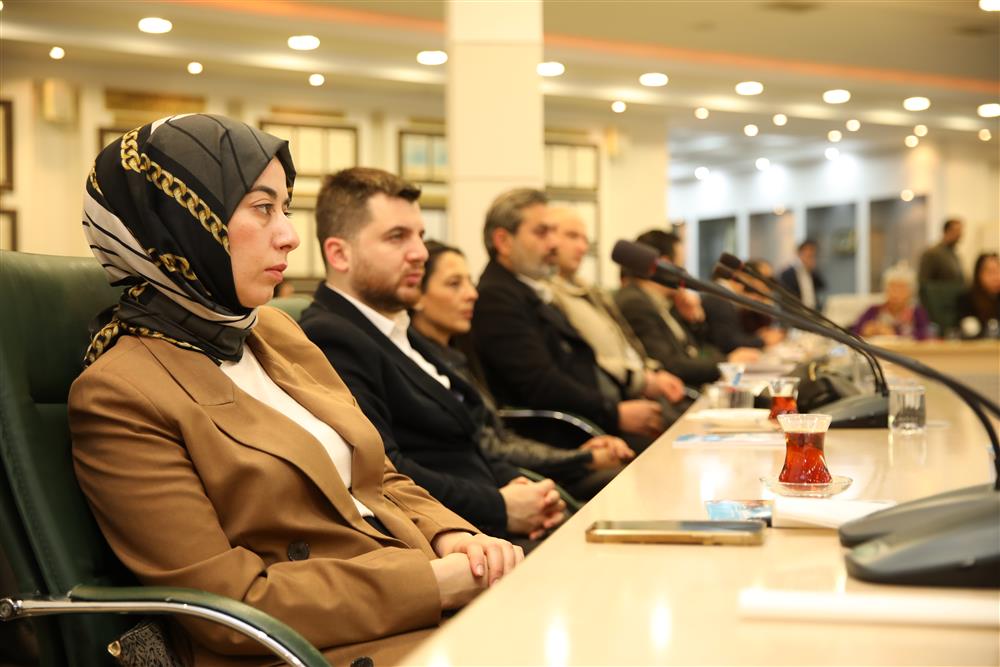 toplandılar 3 2203c