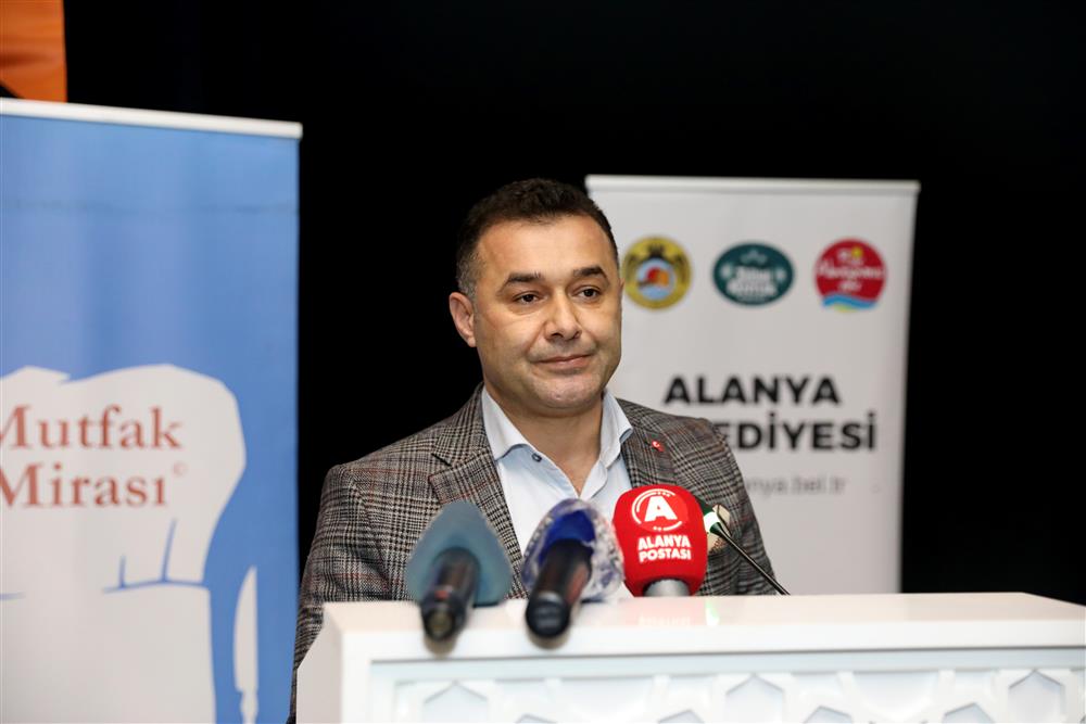 turuncu bayrak 4 başkan yücel 933970048132870200 2f272