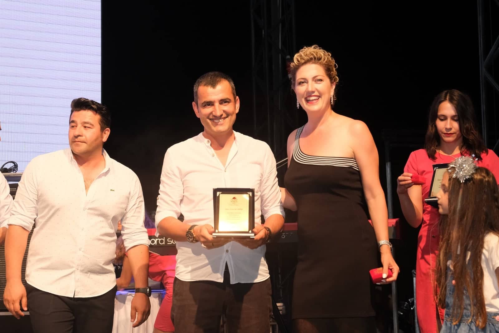 utopıa world 15 yaşında alt iki 3bd29