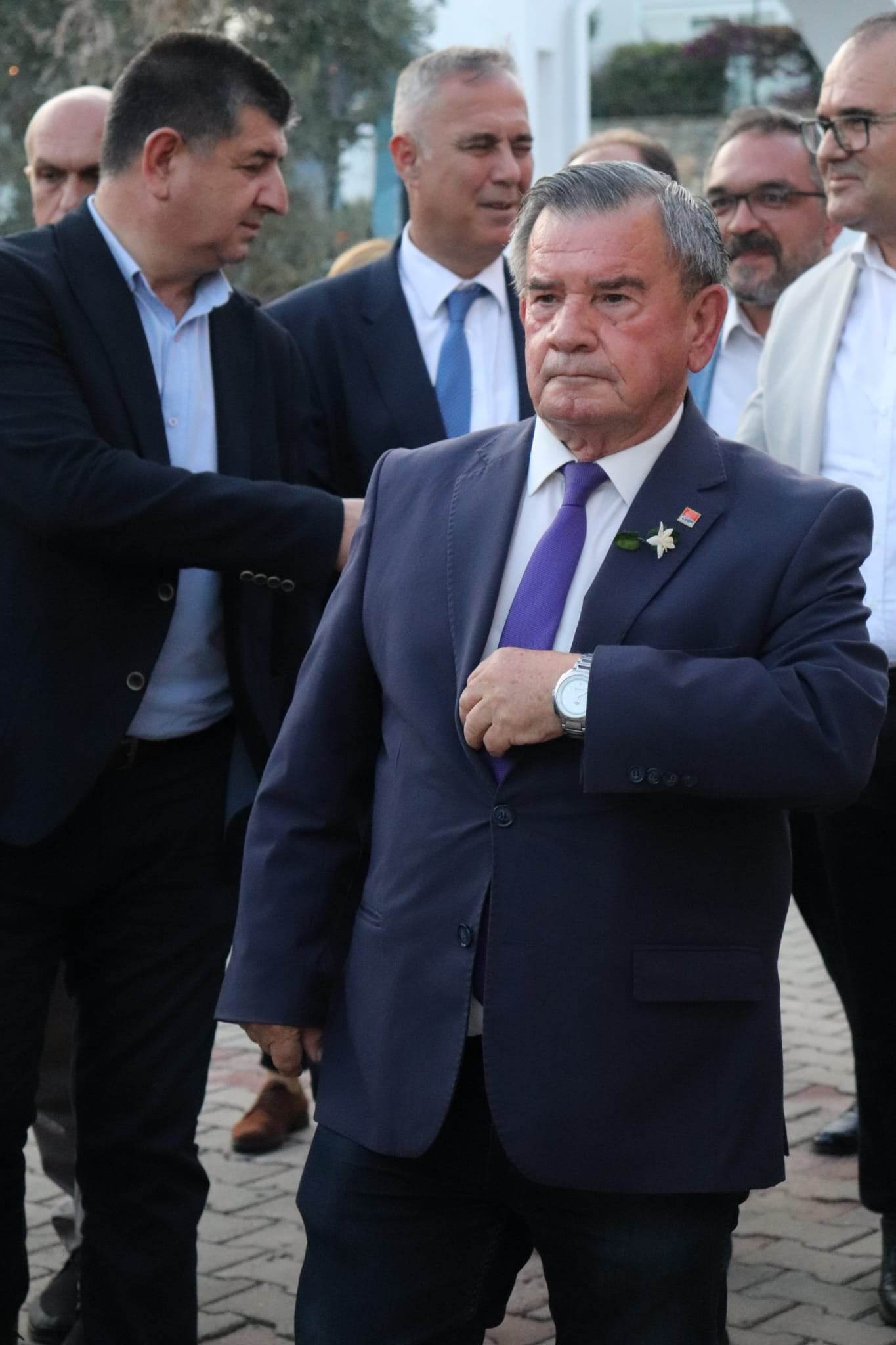 yakışmadı 2 başkan cf233