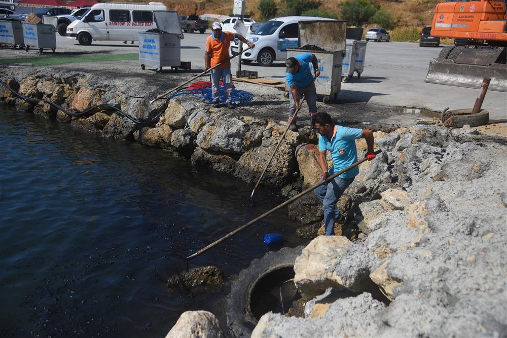 yanan tur tekneleri 2 d1dfe