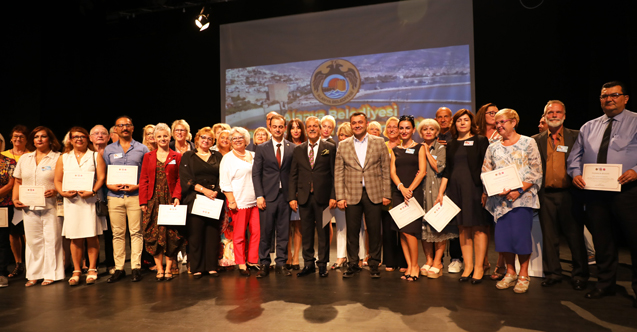 yeni alanyalilar 15 yildonumunu kutladi h386653 6b088 e7f12