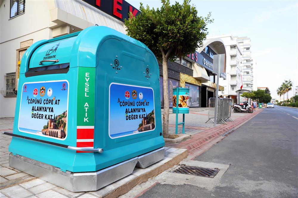 yere çöp 3 347210336118857264 c7246